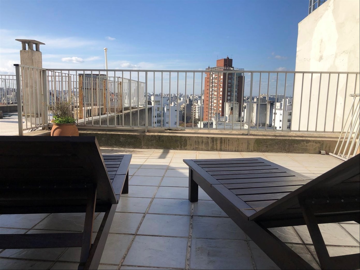 Alquiler apartamento con terraza exclusiva