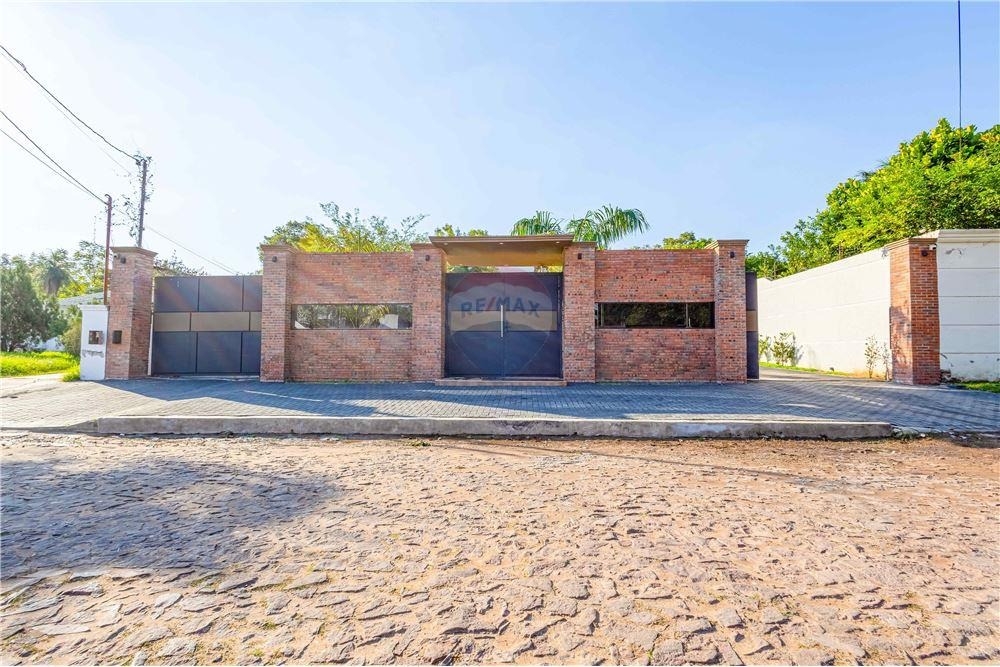 Casa en venta en Lambaré — foto 2