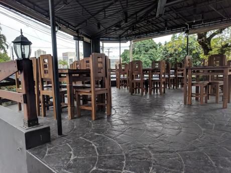 Hermoso Local Comercial En Excelente Zona Av. Monseñor Rivero