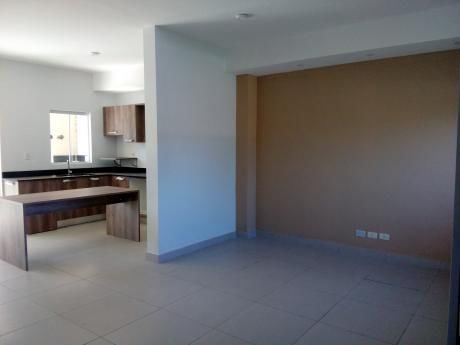 Duplex A Estrenar En Lambaré