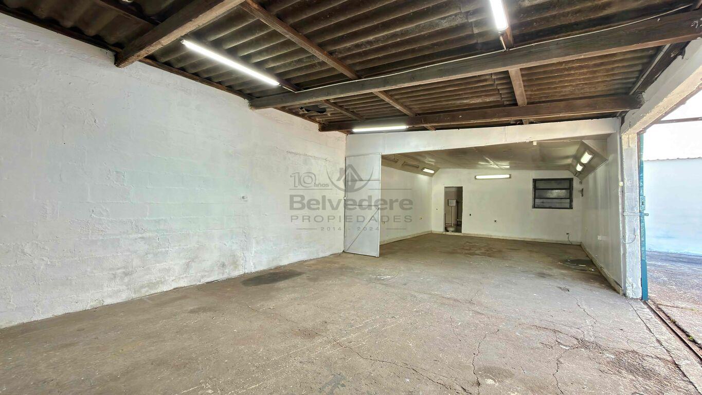 Local en alquiler a metros de Santa Lucia Belvedere Ref. 212 · Foto 4