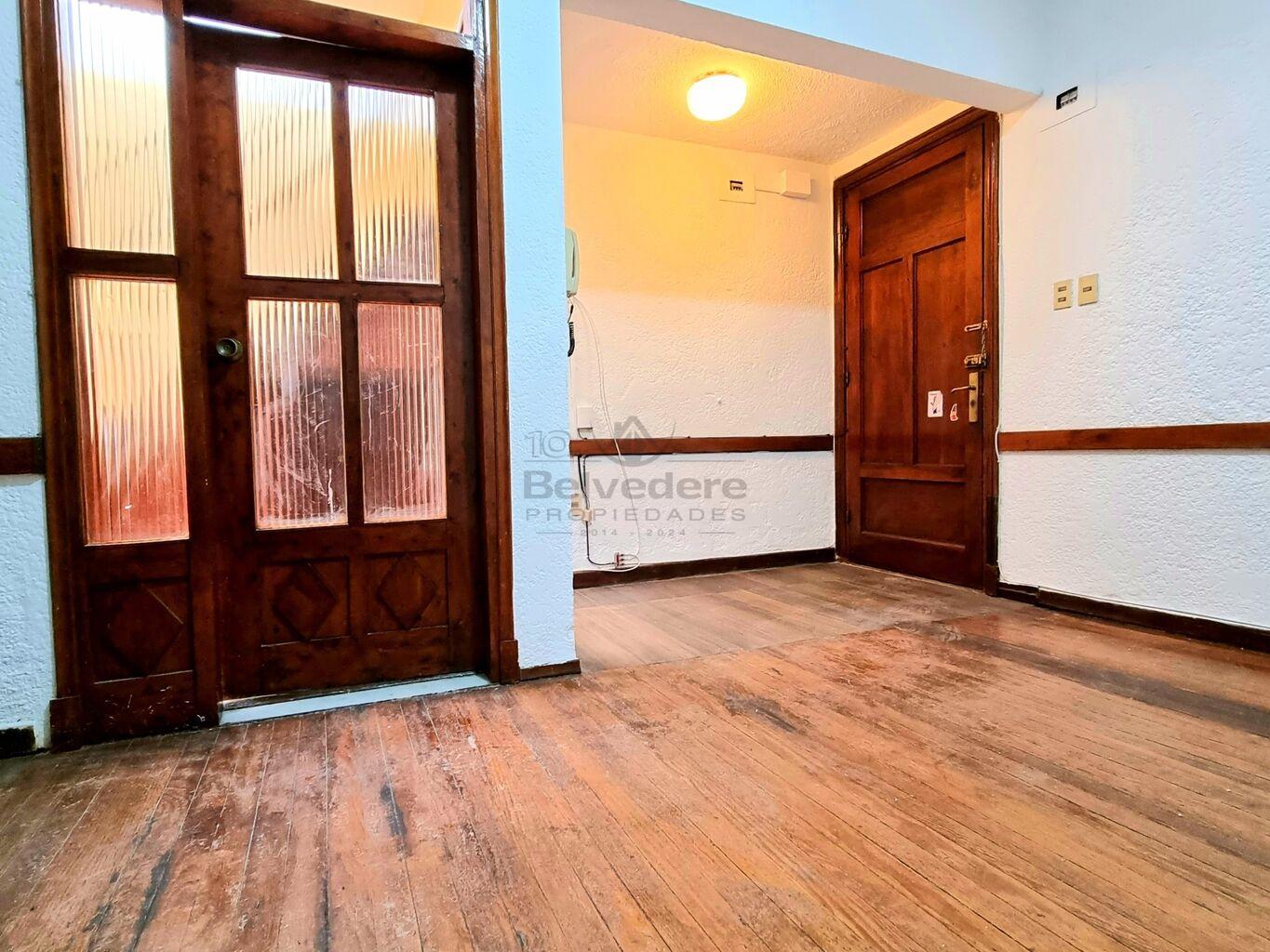 Apartamento en alquiler a pasos del Shopping Tres Cruces Ref. 228 · Photo 3