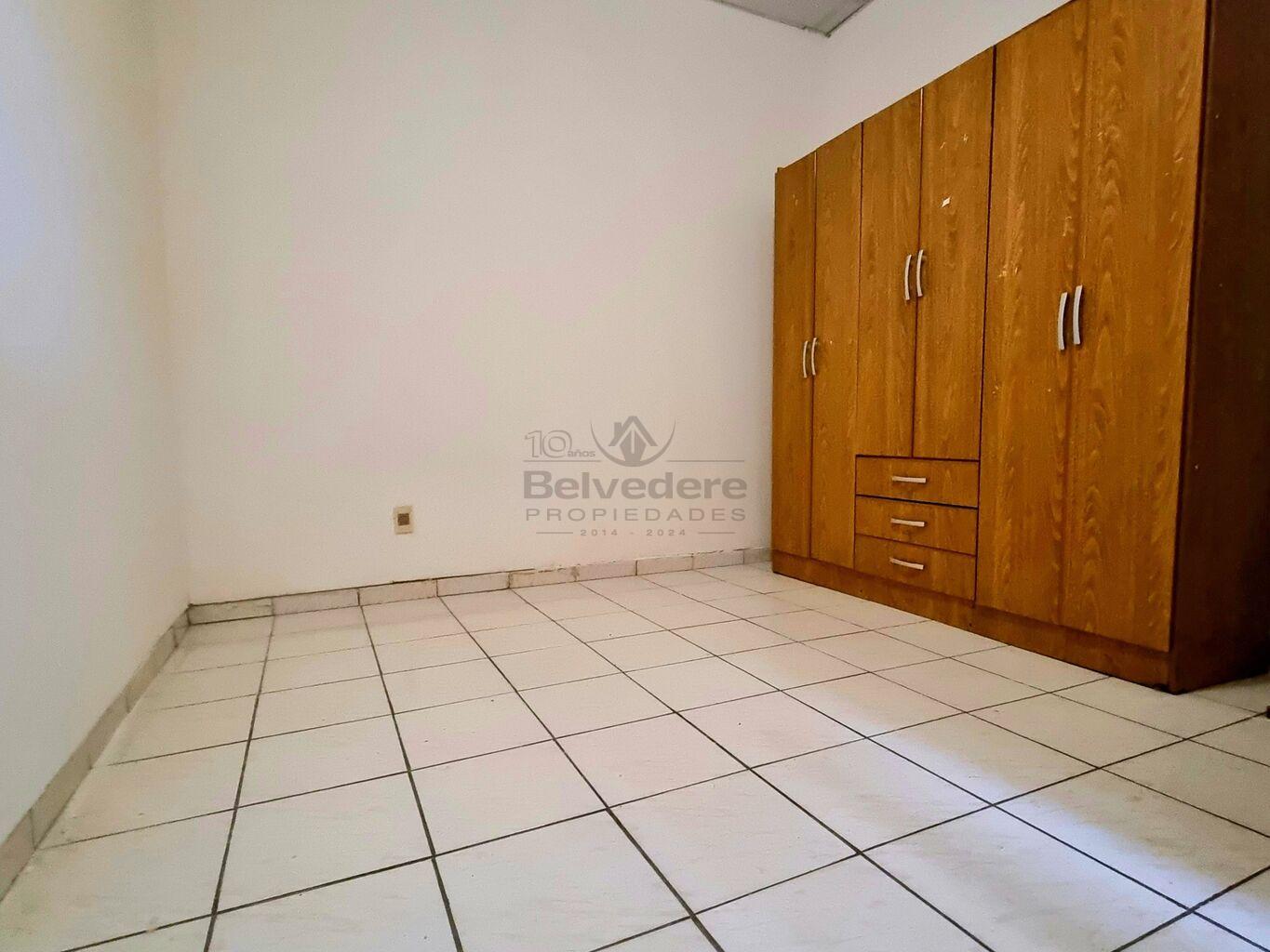 Apartamento en alquiler a pasos del Shopping Tres Cruces Ref. 228 · Photo 4
