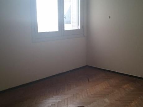 Apto 1er Pisox Escalera 2 Dorm En Pque Batlle (s.bolivar)