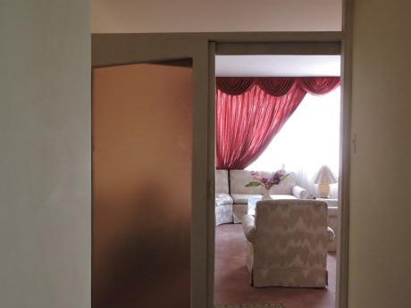 Alquilo Departamento Av Arce