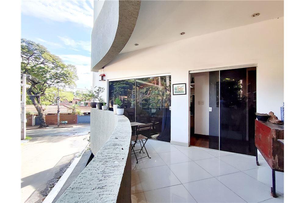 VENDO SEMIPISO CON 3 SUITES EN EL SANTA BARBARA — foto 2