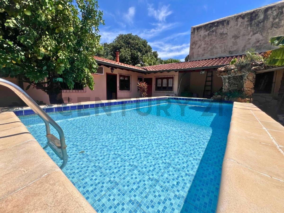 Casa en venta en Los Laureles, Asunción — foto 2