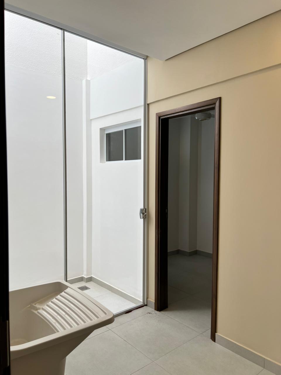 ALQUILO DÚPLEX EN LUQUE JARDIN DE ORO — foto 2