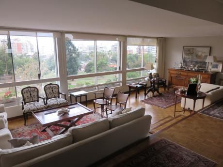 Depto Con Vista Al Parque V. Biarritz De 4 Dorm + Serv.