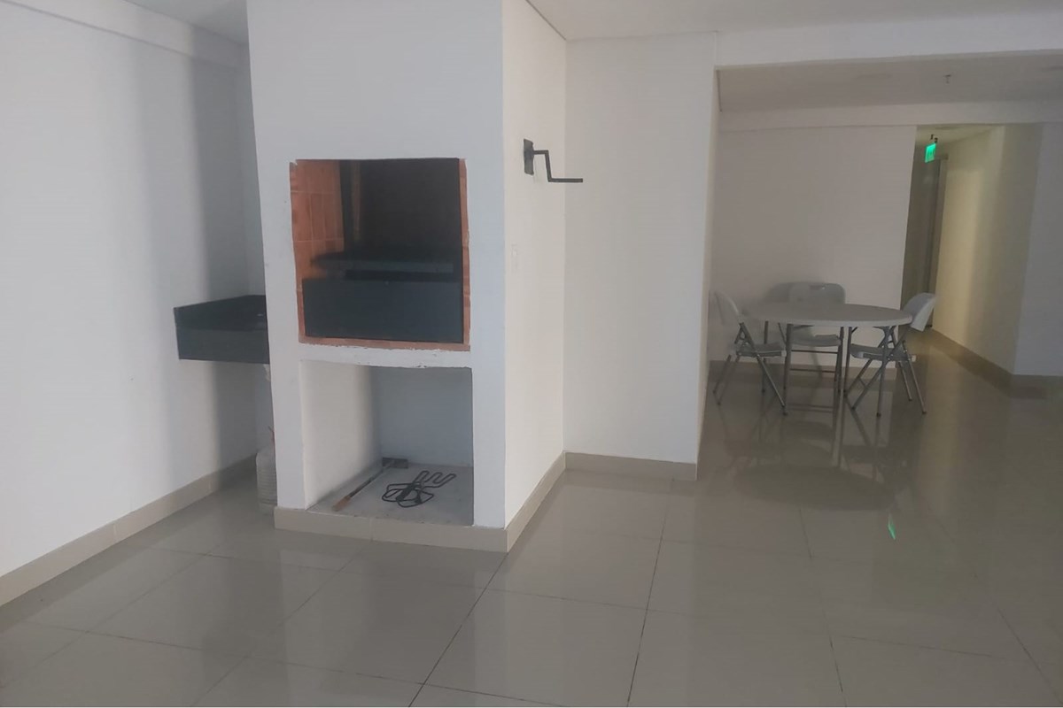 Departamento en alquiler en Luque — foto 3