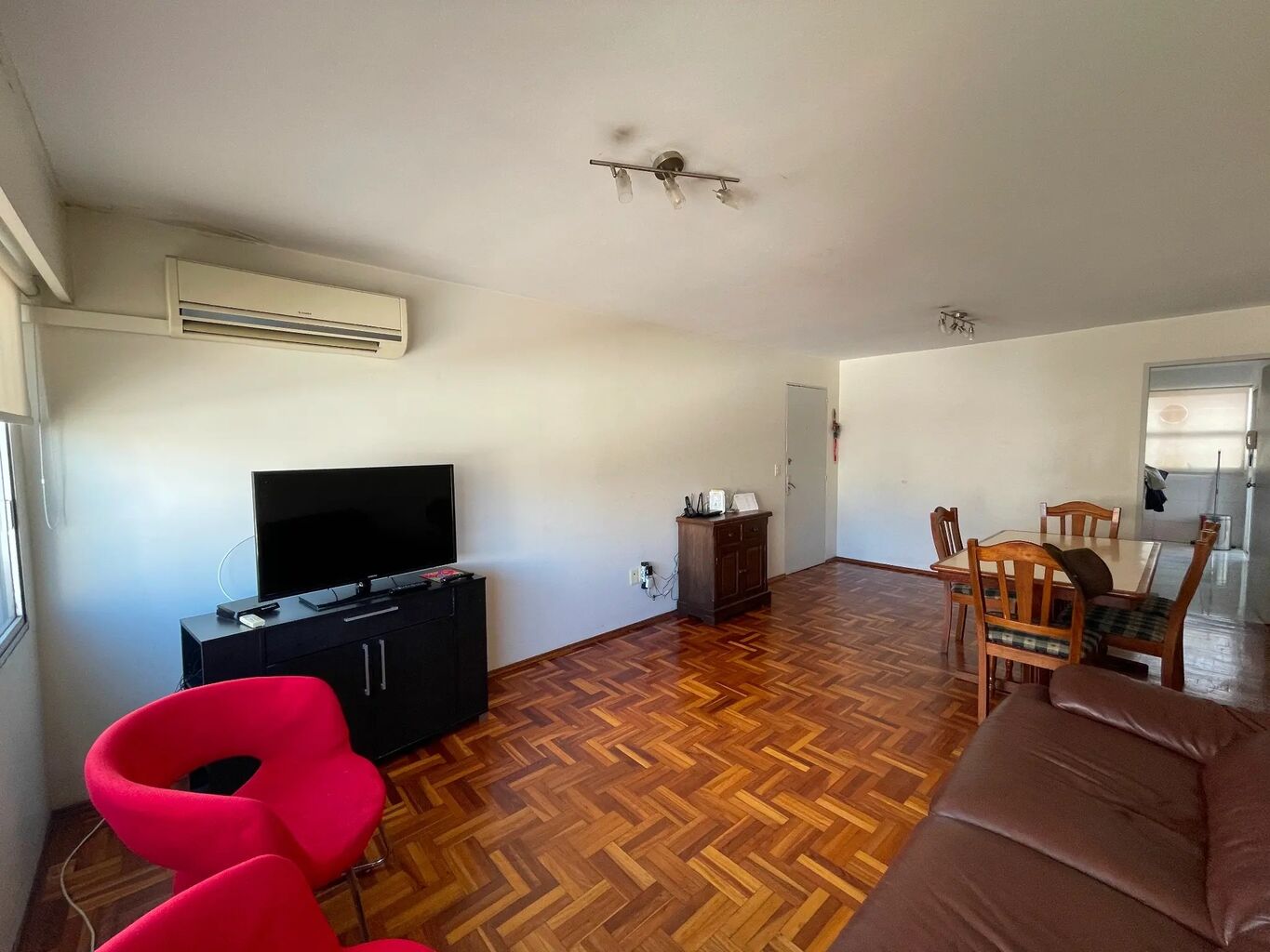 Alquiler apartamento 3 dormitorios Pocitos  equipado con garage