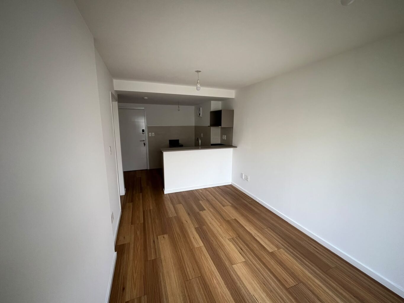 Alquiler Apartamento 1 Dormitorio con Garage La Blanqueada · Foto 3