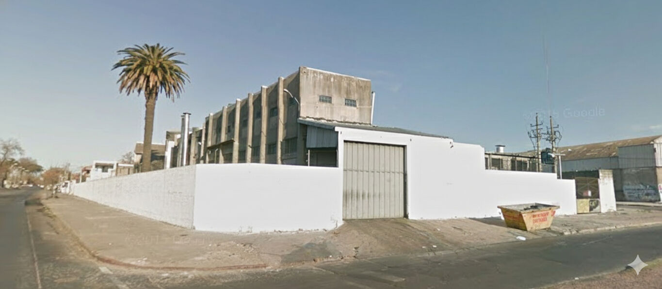 Alquiler | Depósito y local industrial con instalaciones completas · Foto 1