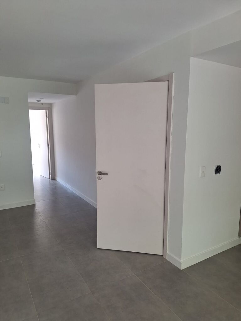 Alquiler Centro: amplio apartamento con gran terraza y parrillero · Foto 12