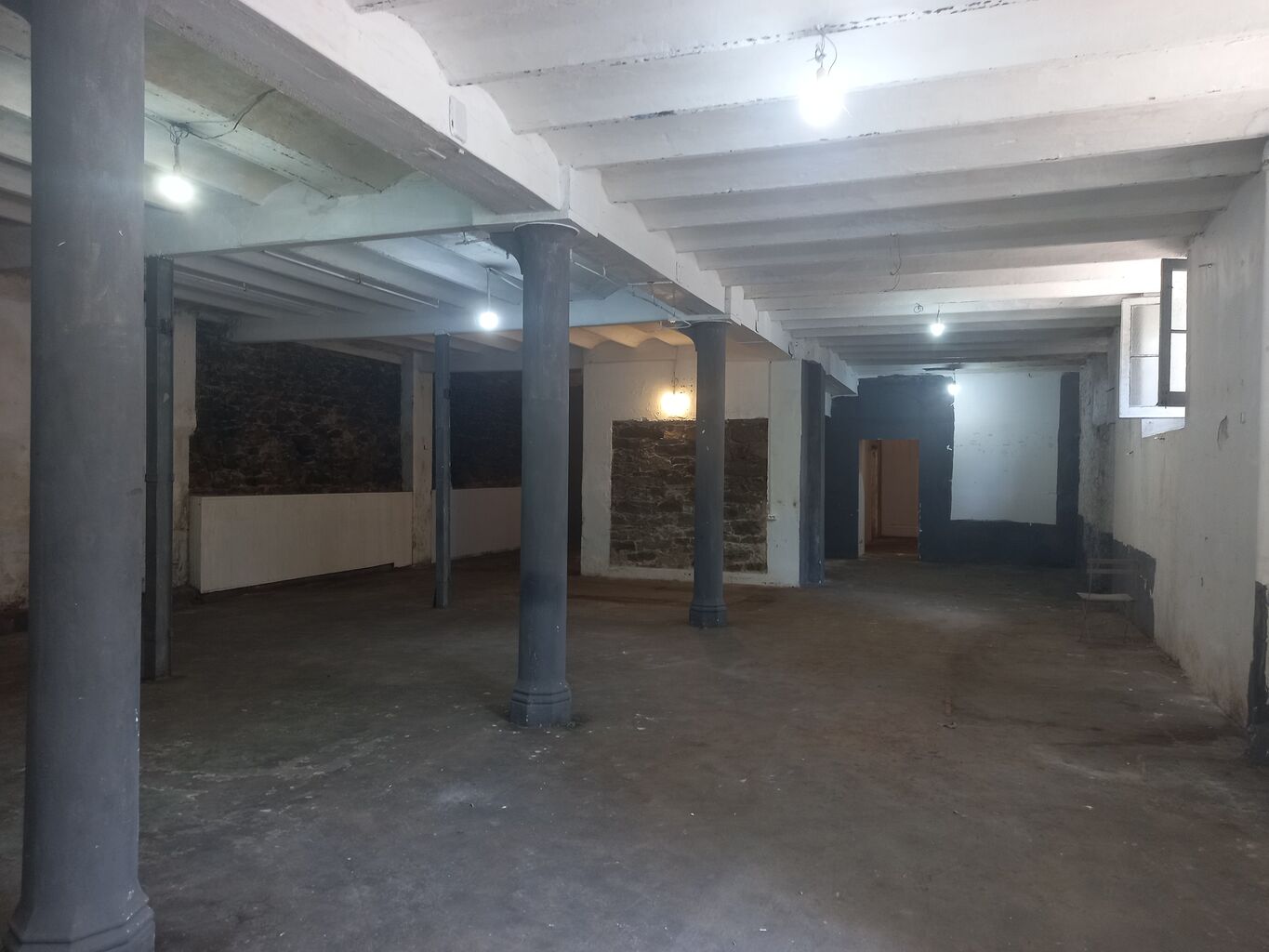 Local céntrico próximo a Av Uruguay · Foto 1