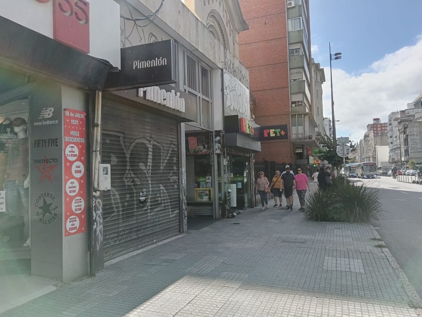 Local Alquiler 18 de Julio y Vázquez 80mc · Foto 5