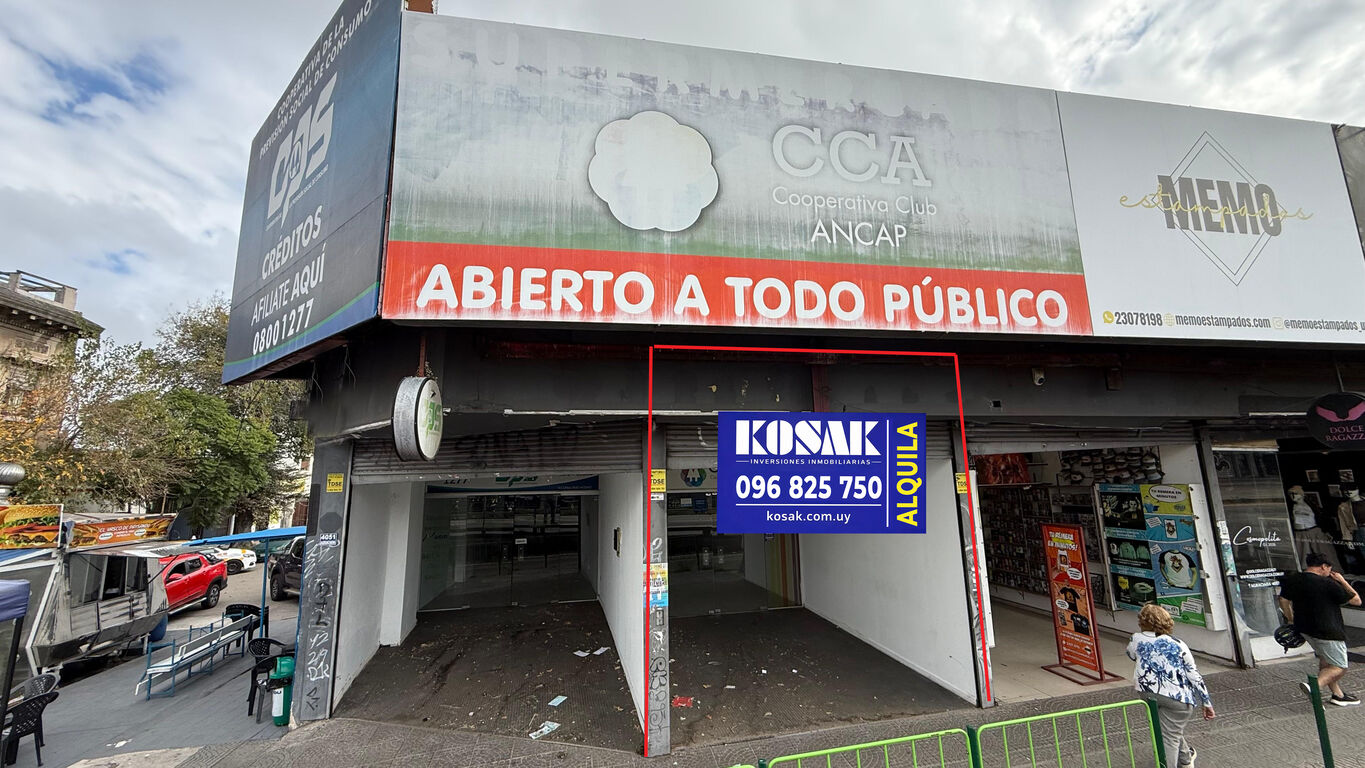 Local comercial Esquina en Paso Molino, reciclado y en excelente estado