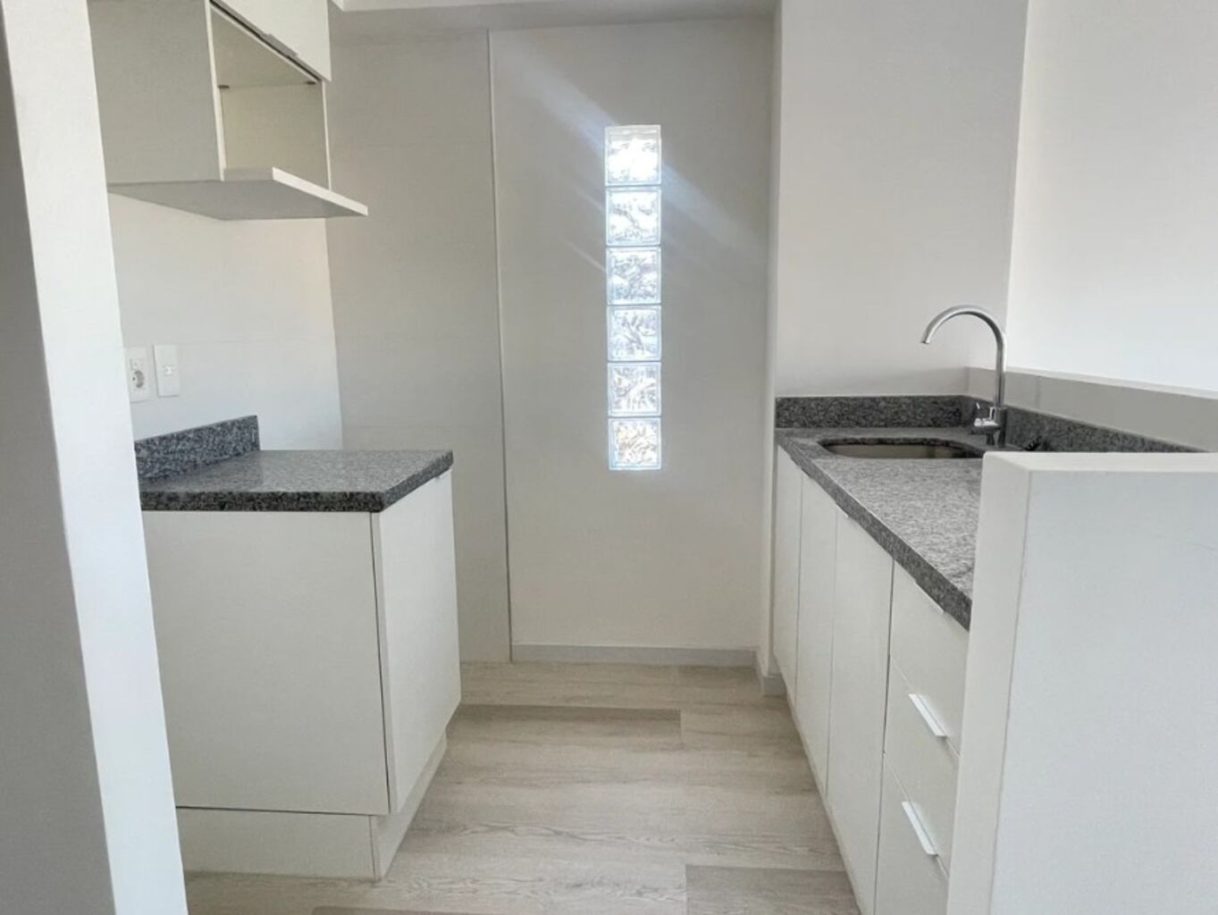 Apartamento en Alquiler 1 dormitorio con terraza en El Cordón · Foto 8
