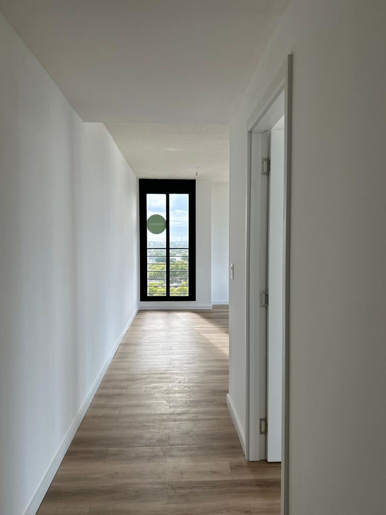 Alquiler  Apartamento de 2 Dormitorios Garaje Cordón Sur · Foto 10