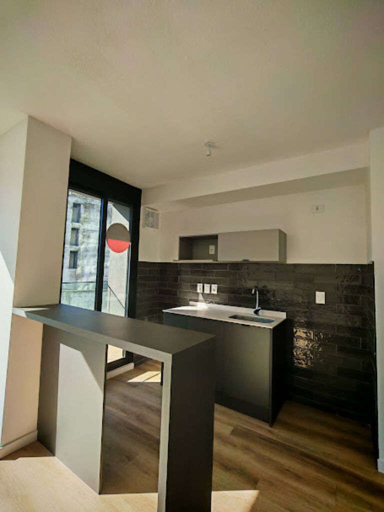Alquiler  Apartamento de 2 Dormitorios Garaje Cordón Sur · Foto 4