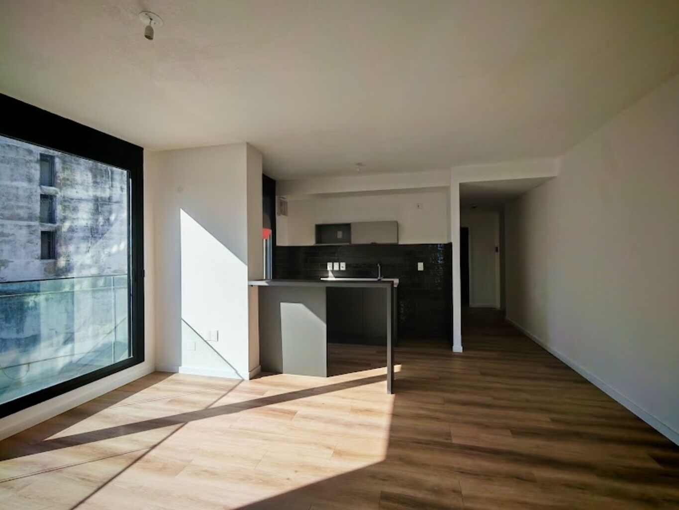 Alquiler  Apartamento de 2 Dormitorios Garaje Cordón Sur · Foto 8