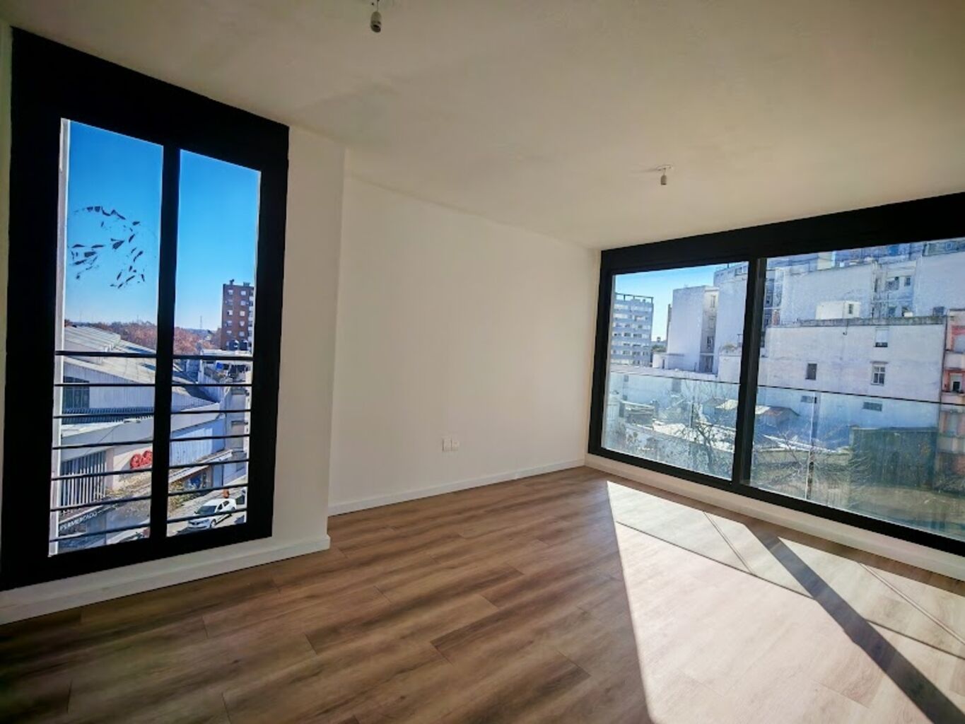 Alquiler  Apartamento de 2 Dormitorios Garaje Cordón Sur · Foto 9