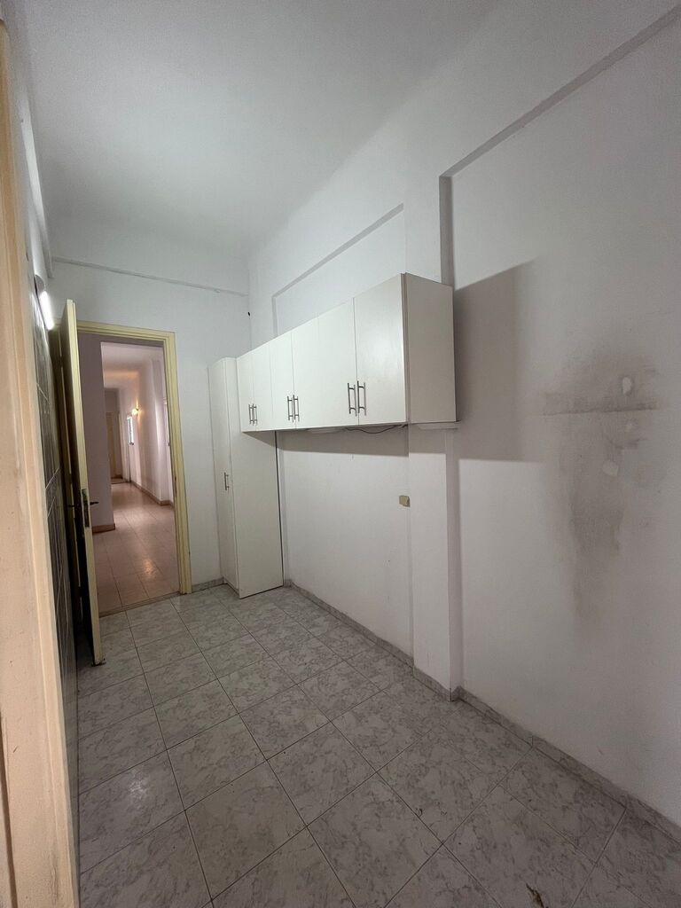 Alquiler de apartamento 3 dormitorios y 2 baños en Centro, Montevideo · Foto 4
