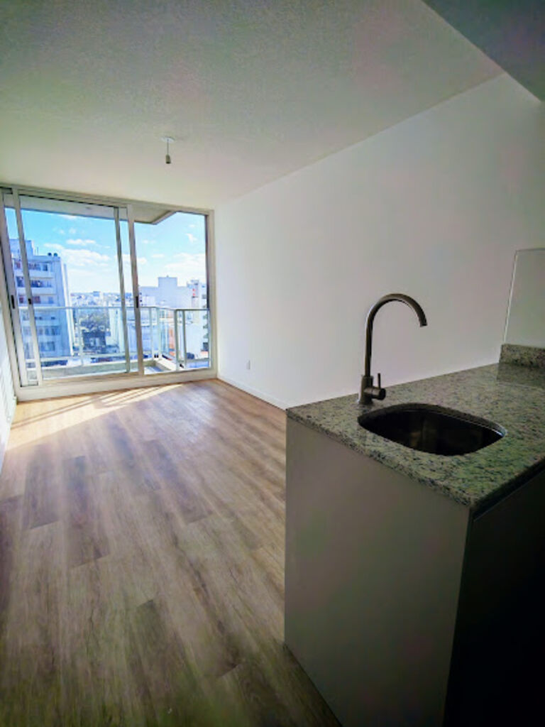 Alquiler Apartamento 1 Dormitorio a Estrenar en Cordón | Muy Luminoso · Foto 10