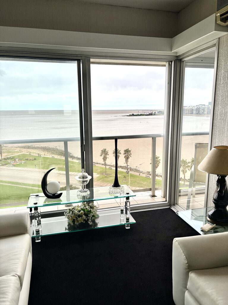 APARTAMENTO FRENTE A KIBÓN – VISTA AL MAR – 2 DORMITORIOS + GARAGE · Foto 3