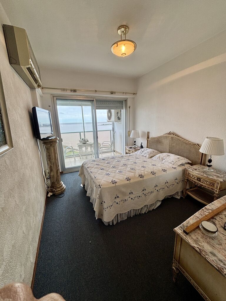 APARTAMENTO FRENTE A KIBÓN – VISTA AL MAR – 2 DORMITORIOS + GARAGE · Foto 7