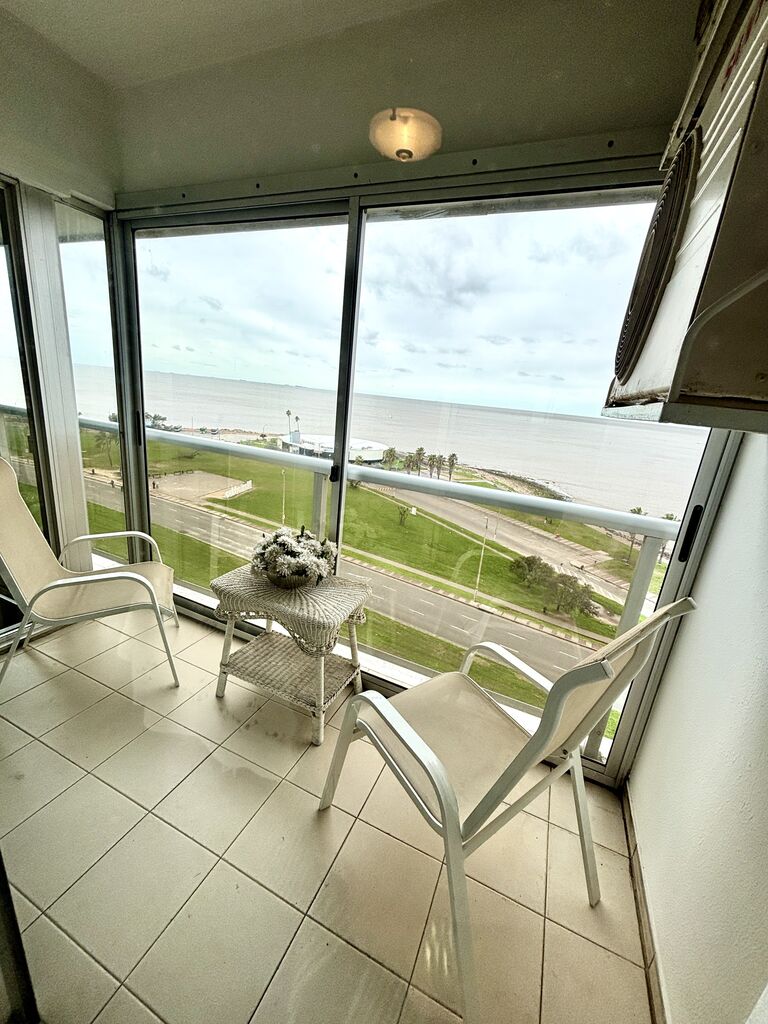 APARTAMENTO FRENTE A KIBÓN – VISTA AL MAR – 2 DORMITORIOS + GARAGE · Foto 6