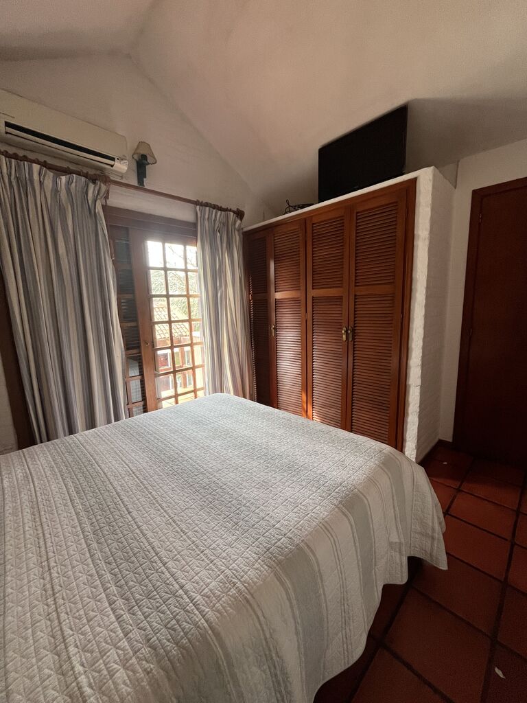 Casa en alquiler de 5 dormitorios en Portezuelo, Punta del Este · Foto 2