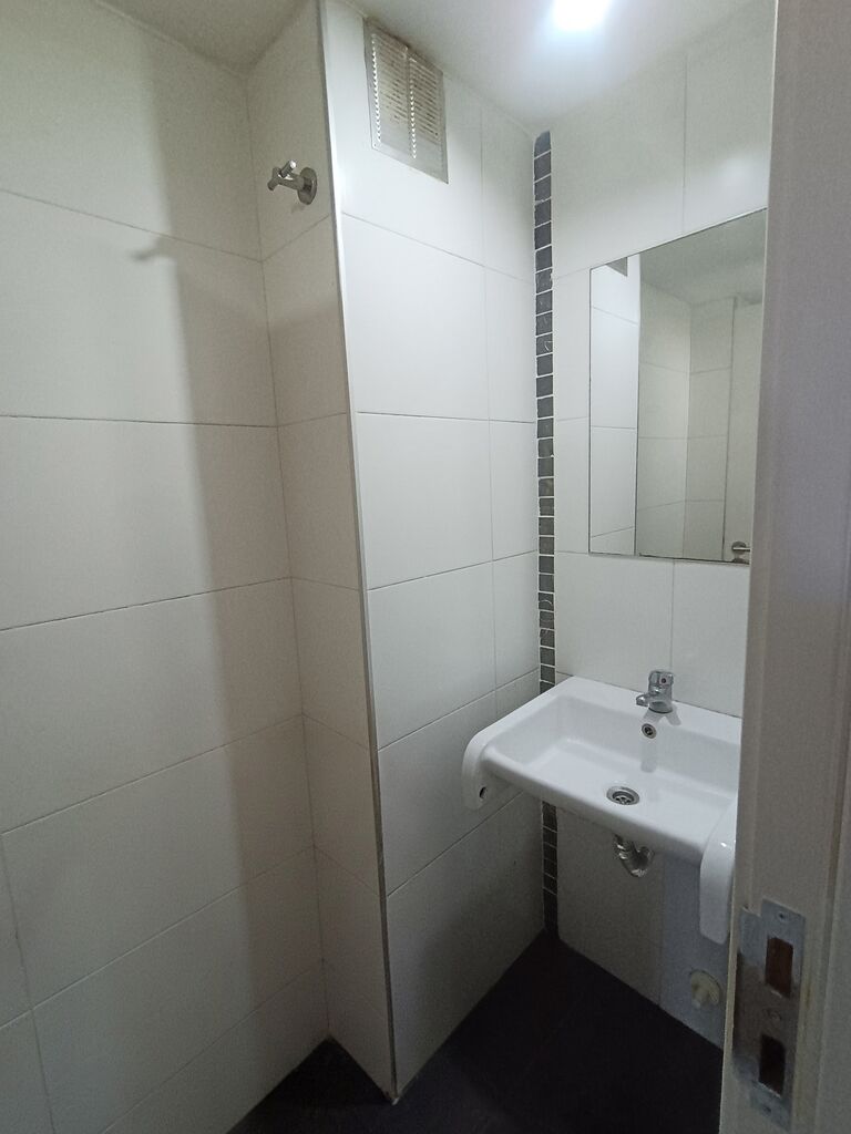 Alquiler de Apartamento de 2 Dormitorios con Garage y  Balcón en Pocitos · Foto 12