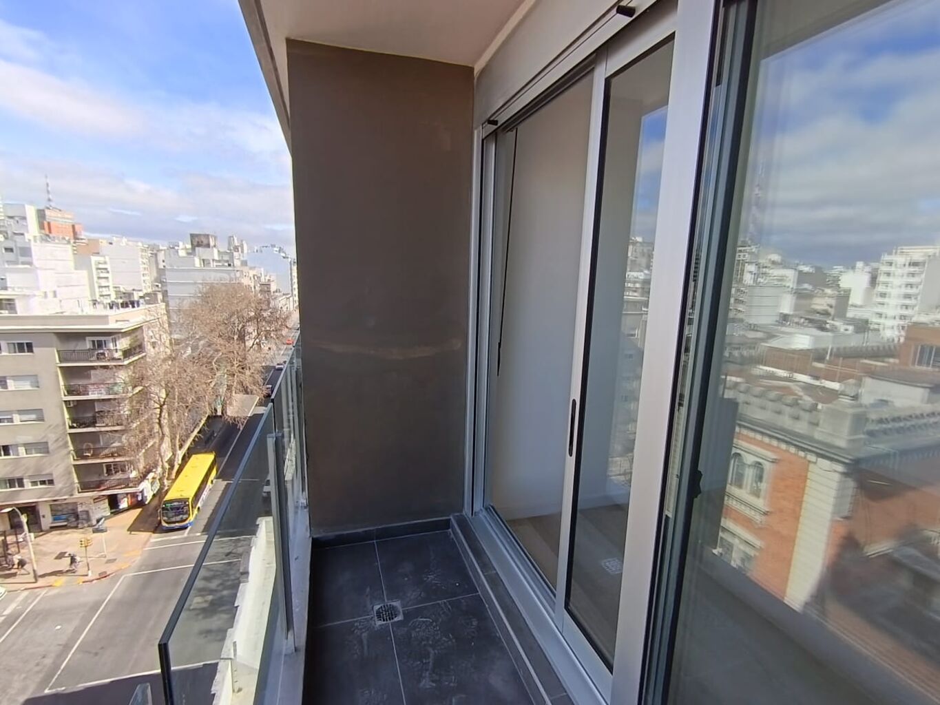 Alquiler Apartamento  de 1 dormitorio a Estrenar en Cordón · Foto 7