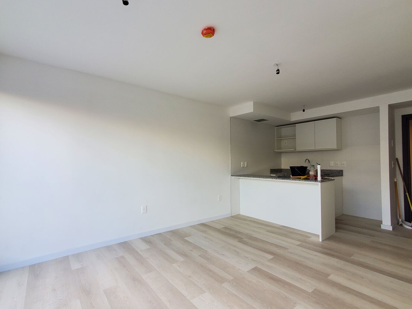 Alquiler 1 Dormitorio con Terraza a Estrenar en Cordón | Gimnasio, Garage y Excelente Ubicación · Foto 4