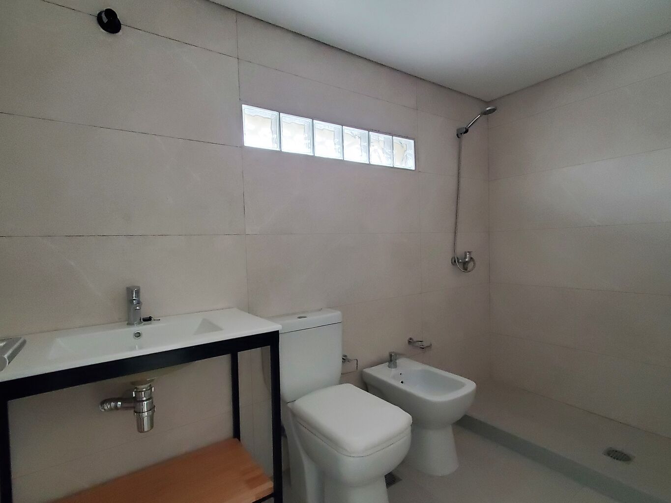 Alquiler 1 Dormitorio + Balcón a Estrenar en Cordón | Gimnasio, Garage y Excelente Ubicación · Foto 11