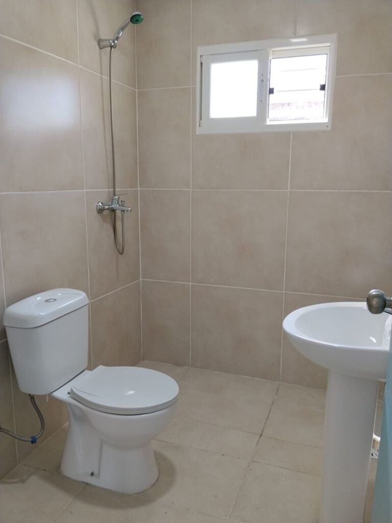 Kosak Alquila Cuatro Casas A Estrenar En Un Mismo Padrón!! · Foto 11