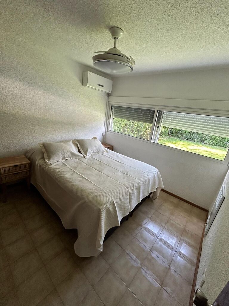 Casa en alquiler de 4 dormitorios y 3 baños, Punta del Este · Foto 8