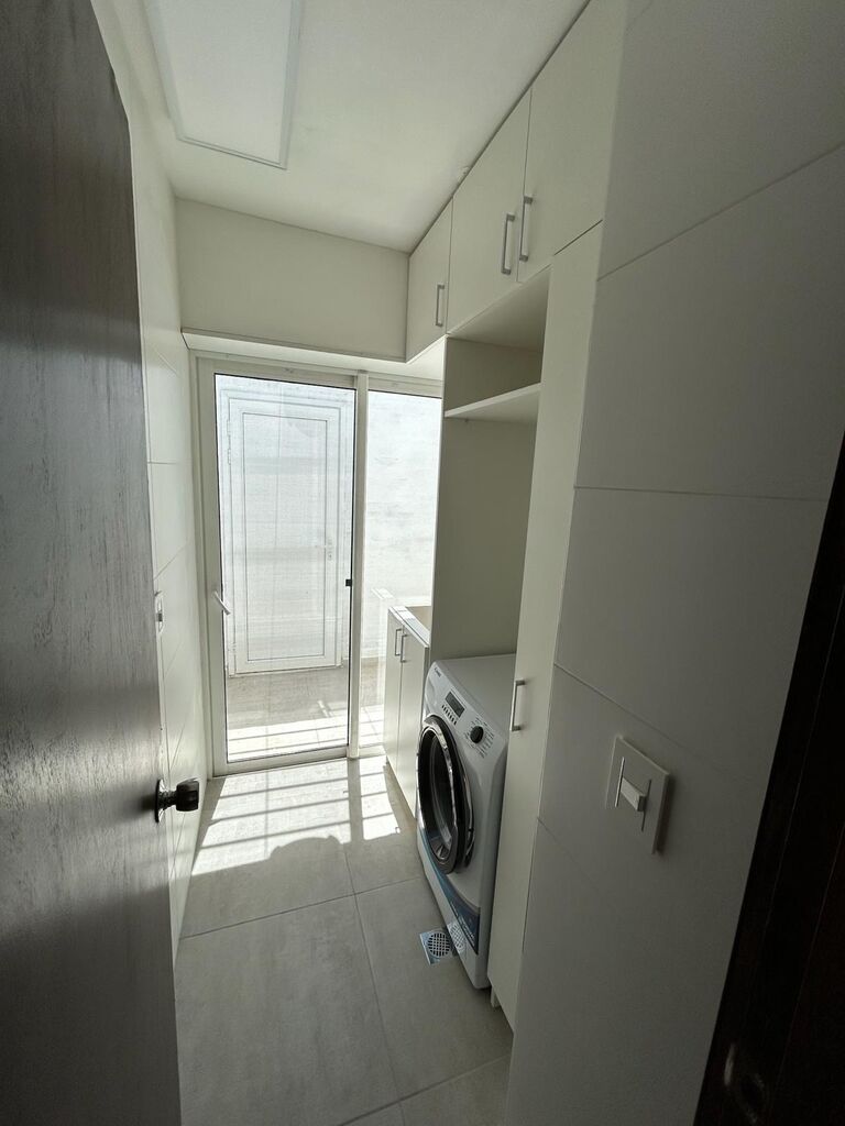 Casa en alquiler de 4 dormitorios y 3 baños, Punta del Este · Foto 4