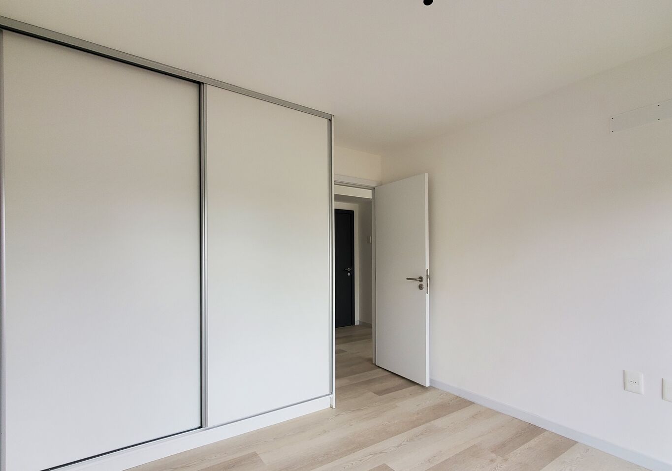 Alquiler 1 Dormitorio con Balcón a Estrenar en Cordón | Con GARAGE, Gimnasio y Cowork · Foto 8