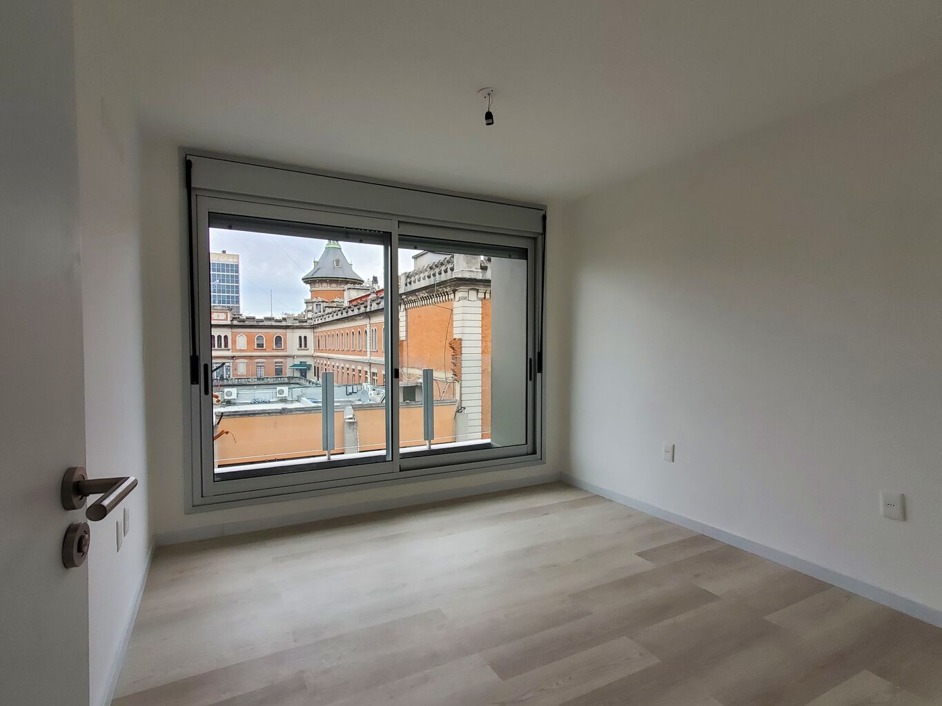 Alquiler 1 Dormitorio con Balcón a Estrenar en Cordón | Con GARAGE, Gimnasio y Cowork · Foto 6