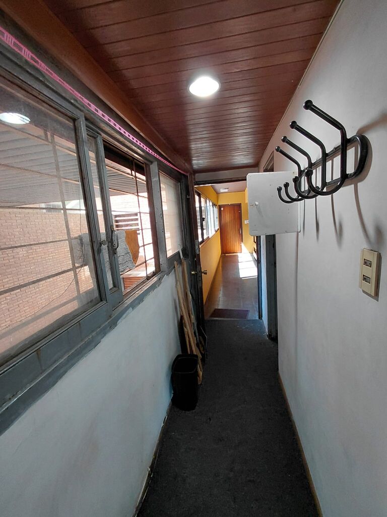 Alquiler de cómodo monoambiente amueblado en Pocitos Sin Gastos Comunes! · Foto 3