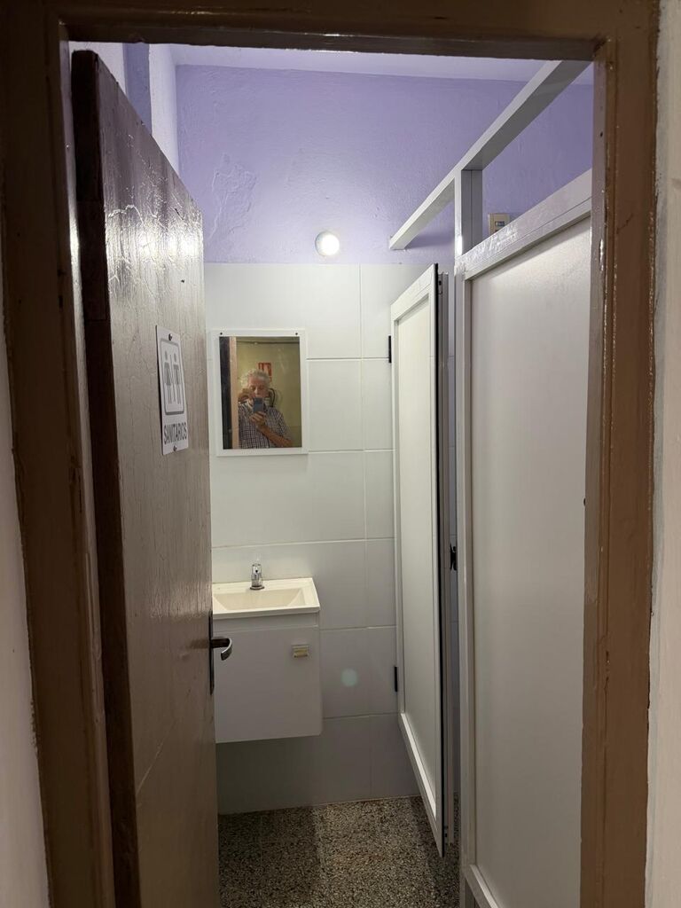Local próximo a Peatonal Sarandi · Foto 4