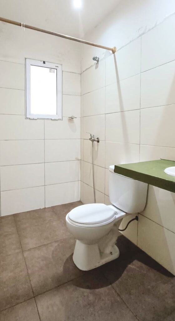 EXCELENTE UBICACION LOCAL COMERCIAL SOBRE AV GIANNTTASIO SAN JOSE DE CARRASCO · Foto 7