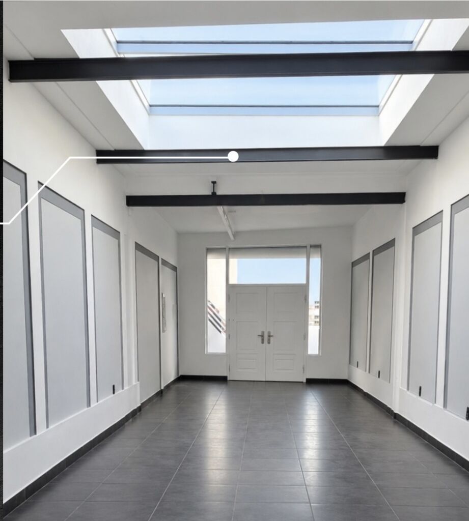 Alquiler de local de 300 m² con 2 baños en Pocitos, Montevideo · Foto 1
