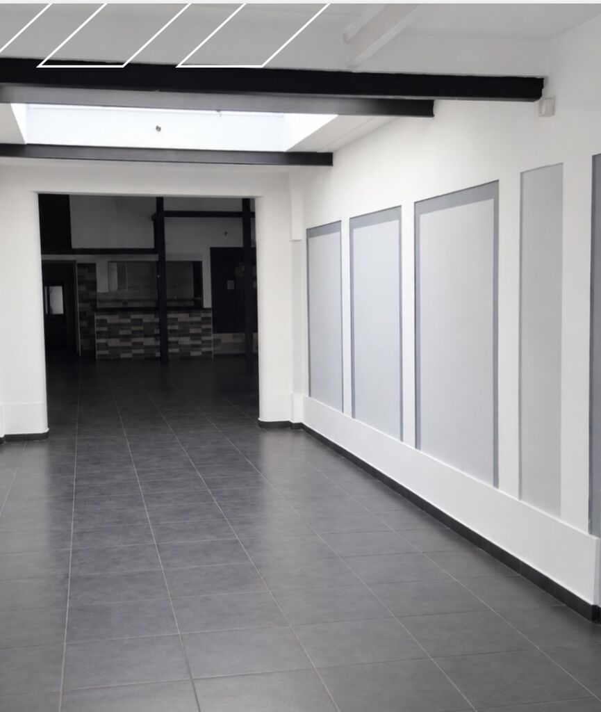 Alquiler de local de 300 m² con 2 baños en Pocitos, Montevideo · Foto 2