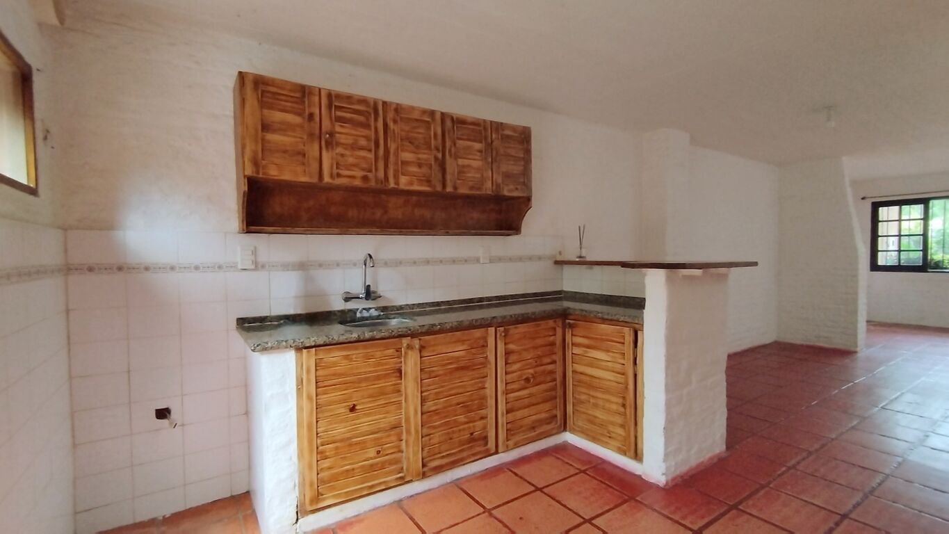 ALQUILER CASA 2 DORMITORIOS CIUDAD DE LA COSTA · Foto 6