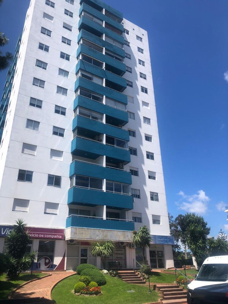 Alquiler de apartamento 2 dormitorios y 2 baños en Roosevelt, Punta del Este · Foto 1