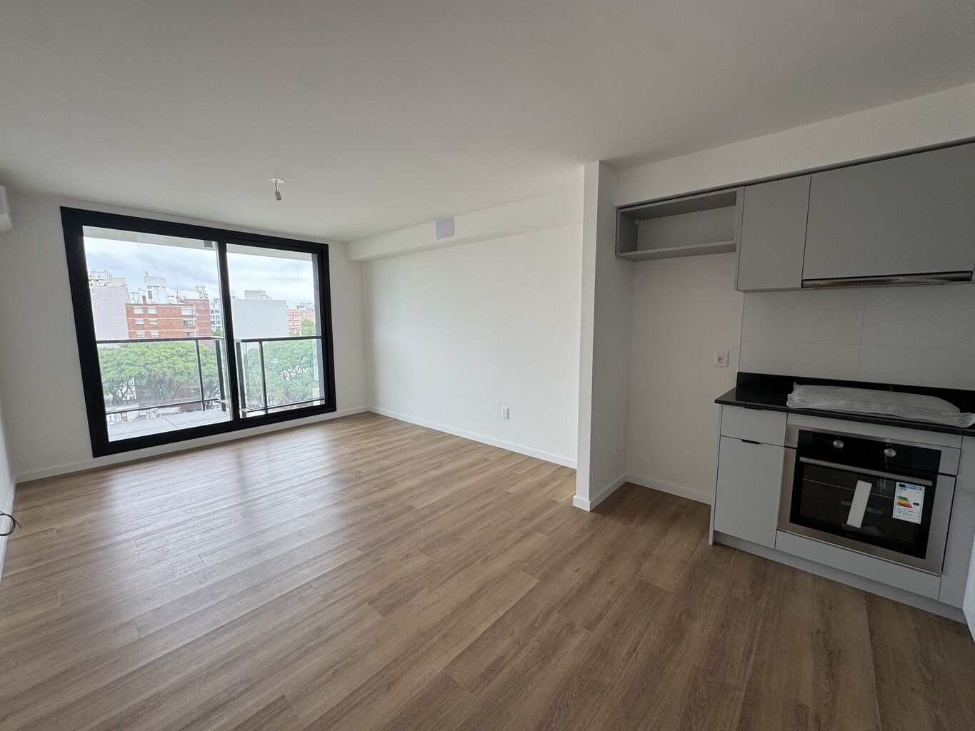 Alquiler Apartamento 1 Dormitorio Garage Parque Rodo · Foto 7