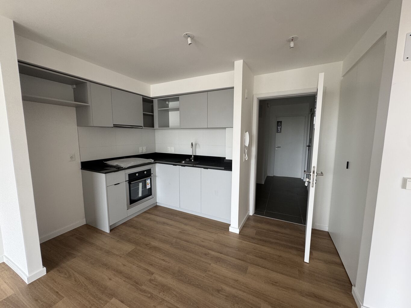 Alquiler Apartamento 1 Dormitorio Garage Parque Rodo · Foto 4